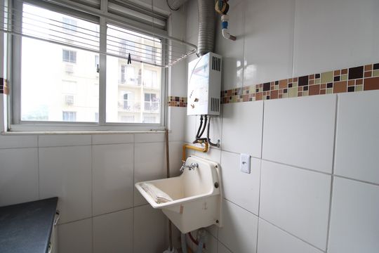 Área de serviço de apartamento à venda com 2 quartos, 52m² em Taquara, Rio de Janeiro