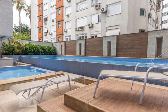 Área externa de apartamento à venda com 2 quartos, 55m² em Floresta, Porto Alegre
