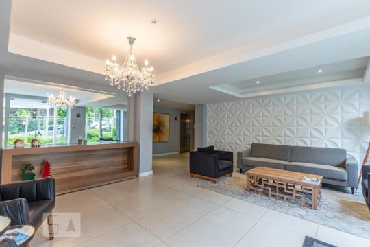 Área externa de apartamento à venda com 2 quartos, 55m² em Floresta, Porto Alegre