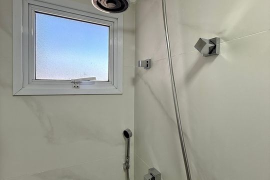 Banheiro Social de apartamento à venda com 3 quartos, 130m² em Jardim Dom Bosco, São Paulo