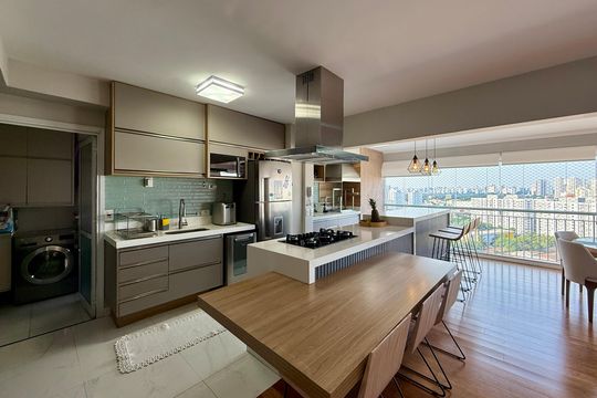Cozinha de apartamento à venda com 3 quartos, 130m² em Jardim Dom Bosco, São Paulo