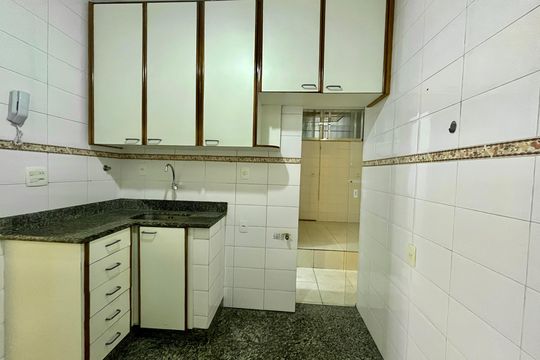 Cozinha de apartamento para alugar com 2 quartos, 80m² em Ipanema, Rio de Janeiro