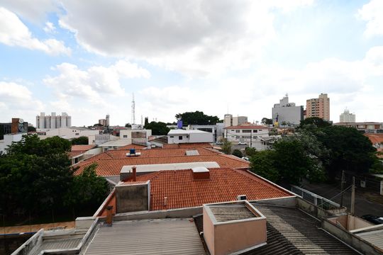 Sala - Vista de apartamento à venda com 2 quartos, 64m² em Jardim Chapadão, Campinas