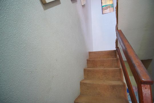 Escada Acesso Piso 2 de casa à venda com 4 quartos, 300m² em Costa E Silva, Porto Alegre