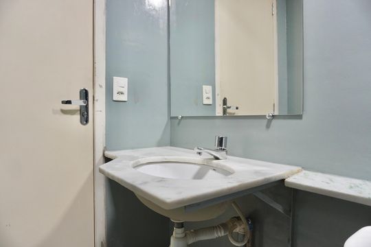 Apartamento à venda com 2 quartos, 56m² em Pompéia, Belo Horizonte
