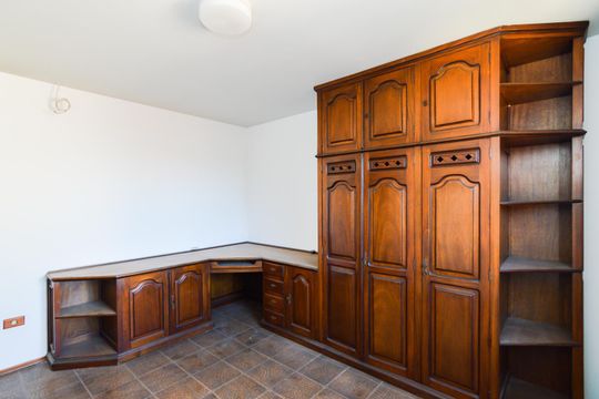 Casa à venda com 4 quartos, 360m² em Jardim Vila Galvao, Guarulhos
