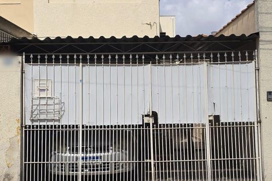 Casa à venda com 4 quartos, 135m² em Vila Rosalia, Guarulhos