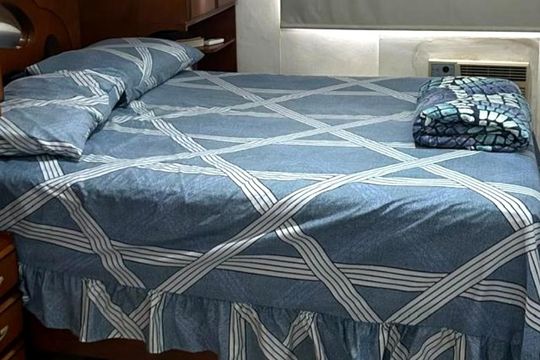 Quarto de apartamento à venda com 2 quartos, 55m² em Itanhangá, Rio de Janeiro