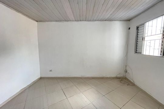 Sala/Quarto de casa para alugar com 1 quarto, 30m² em Jaguaré, São Paulo