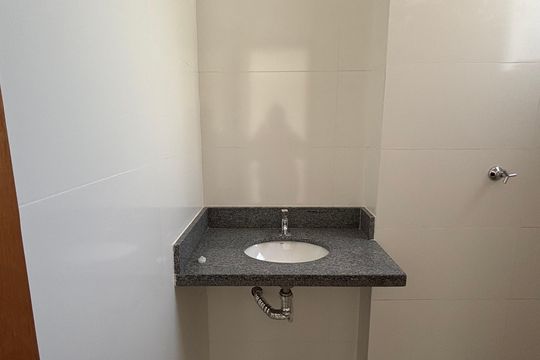 Banheiro de apartamento para alugar com 1 quarto, 38m² em Vila Monte Alegre, São Paulo