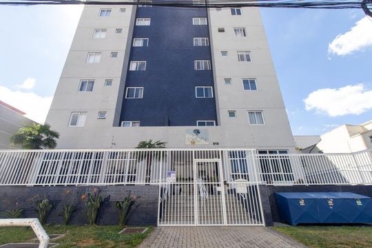 Fachada de apartamento à venda com 2 quartos, 69m² em Rebouças, Curitiba