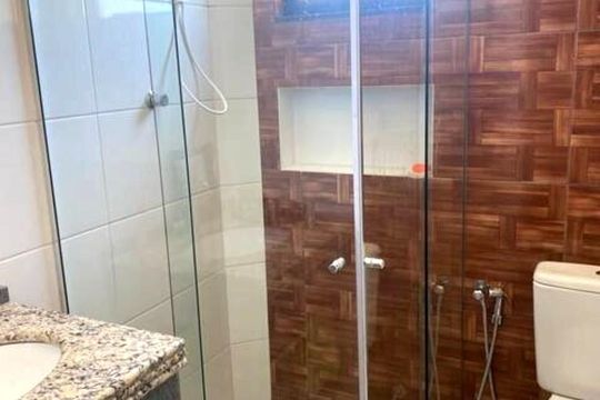 Banheiro de apartamento para alugar com 2 quartos, 72m² em Ingleses do Rio Vermelho, Florianópolis