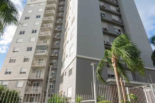 Apartamento para alugar com 2 quartos, 60m² em Nossa Senhora das Gracas, Canoas
