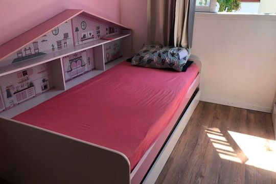 Quarto de apartamento para alugar com 3 quartos, 73m² em Canasvieiras, Florianópolis