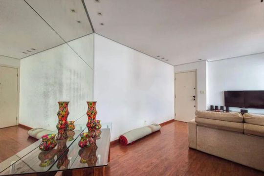 Apartamento para alugar com 2 quartos, 120m² em Buritis, Belo Horizonte