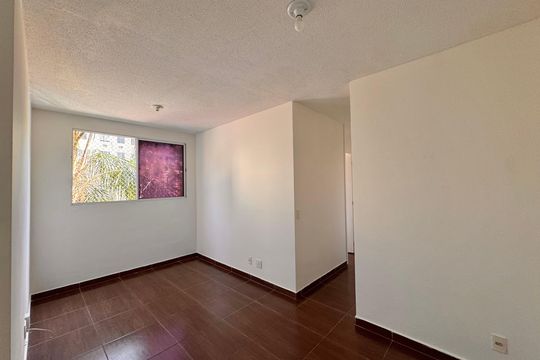 Sala de apartamento para alugar com 2 quartos, 55m² em Vargem Pequena, Rio de Janeiro