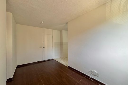 Sala de apartamento para alugar com 2 quartos, 55m² em Vargem Pequena, Rio de Janeiro