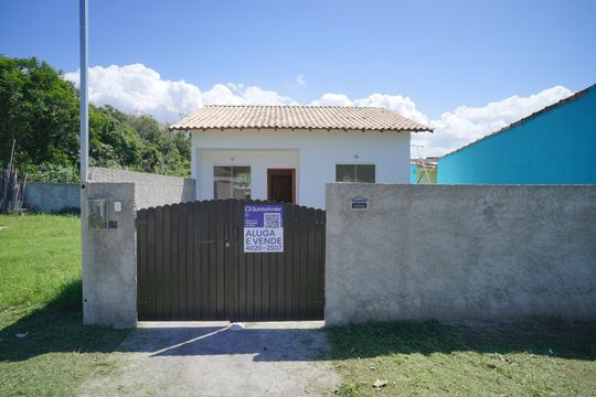 Fachada de casa para alugar com 2 quartos, 50m² em Inoã, Maricá