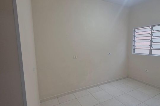 Casa à venda com 2 quartos, 131m² em Vila Maricy, Guarulhos