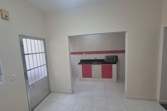 Casa à venda com 2 quartos, 131m² em Vila Maricy, Guarulhos