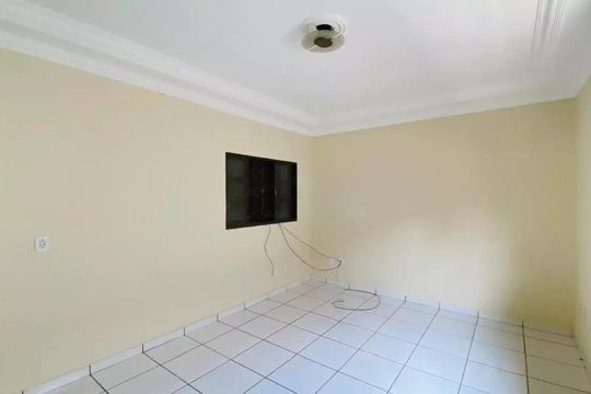 Sala de casa para alugar com 3 quartos, 270m² em Cidade Jardim, Uberlândia