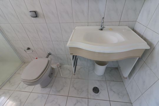 Banheiro da Suíte 2 de casa para alugar com 3 quartos, 280m² em Jardim D’abril, Osasco