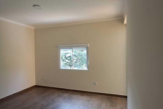 Quarto de casa de condomínio para alugar com 4 quartos, 230m² em Rio Tavares Central, Florianópolis