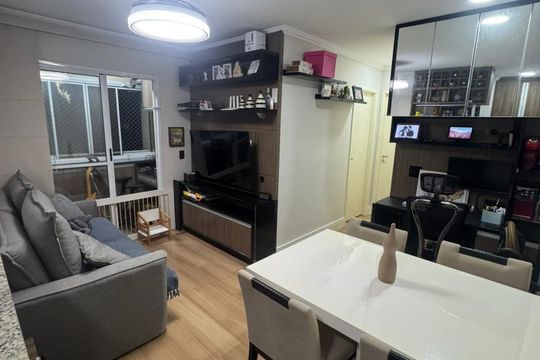 Sala de apartamento à venda com 2 quartos, 53m² em Engenheiro Goulart, São Paulo