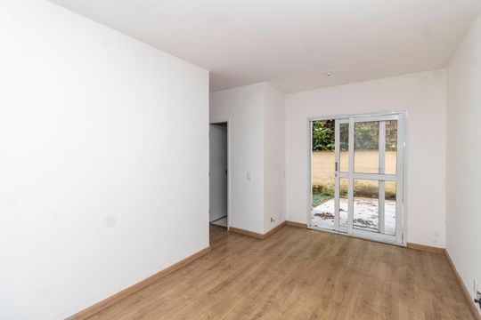 Sala de apartamento para alugar com 2 quartos, 91m² em Furnas, São Paulo