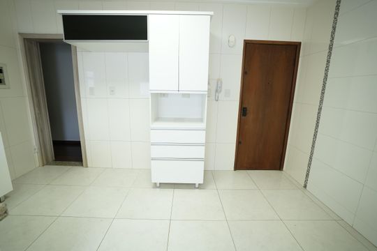 Apartamento para alugar com 3 quartos, 120m² em Setor Pedro Ludovico, Goiânia