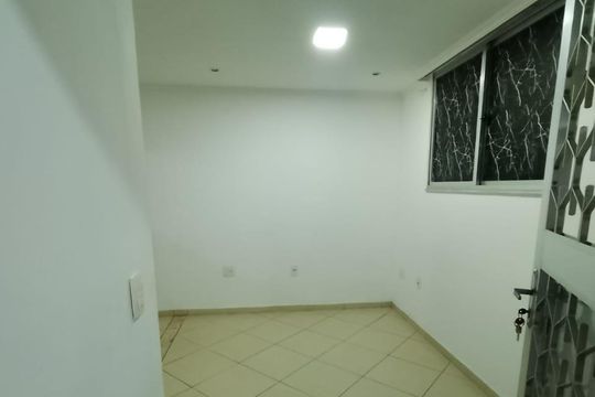Casa para alugar com 1 quarto, 50m² em Curicica, Rio de Janeiro