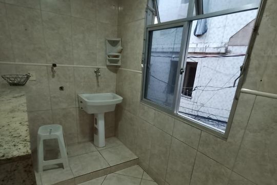 Casa para alugar com 1 quarto, 50m² em Curicica, Rio de Janeiro