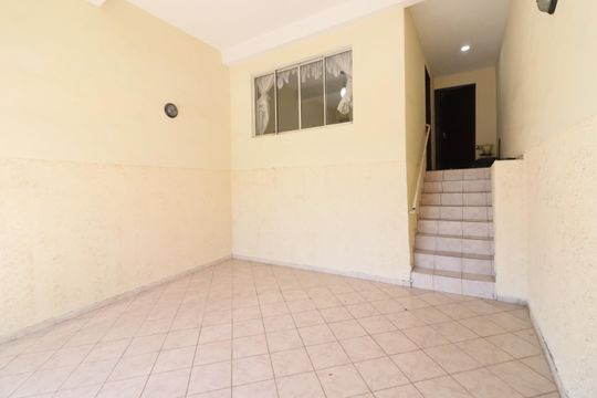 Garagem de casa à venda com 2 quartos, 199m² em Cidade das Flores, Osasco