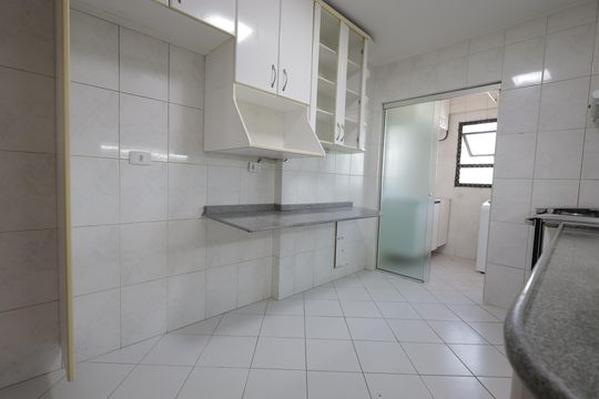 Cozinha de apartamento à venda com 2 quartos, 94m² em Campestre, Santo André