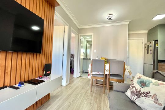 Sala de apartamento à venda com 2 quartos, 42m² em Vila Mira, São Paulo