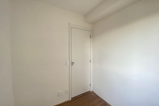 Quarto 1 de apartamento para alugar com 2 quartos, 32m² em Parque Novo Mundo, São Paulo