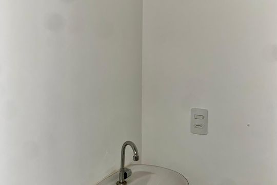 Banheiro de apartamento para alugar com 2 quartos, 32m² em Parque Novo Mundo, São Paulo