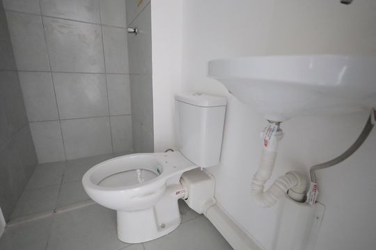 Banheiro de apartamento à venda com 2 quartos, 38m² em Jd Ana Maria , Santo André