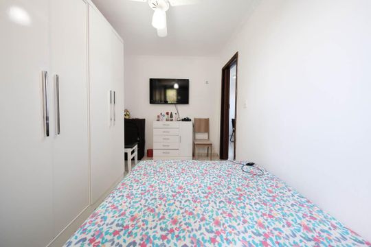 Quarto 1 de apartamento à venda com 2 quartos, 50m² em Vila Silvia, São Paulo