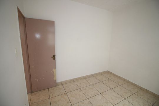 Quarto 1 de apartamento para alugar com 2 quartos, 60m² em Bairro da Glória, Contagem