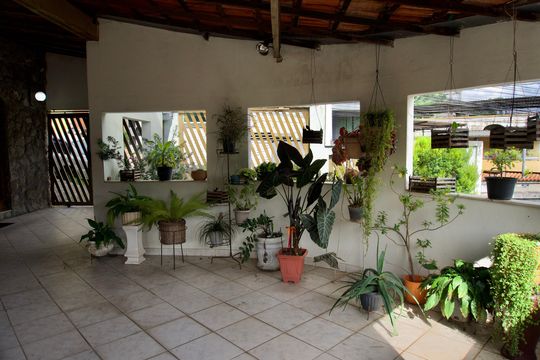 Vagas de Garagem de casa à venda com 7 quartos, 444m² em Padre Eustáquio, Belo Horizonte