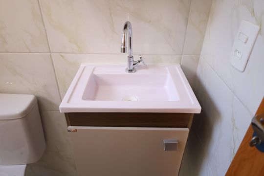Banheiro de apartamento para alugar com 2 quartos, 41m² em Parada Xv de Novembro, São Paulo