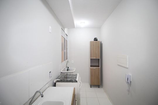 Cozinha de apartamento à venda com 2 quartos, 41m² em Morro Santana, Porto Alegre