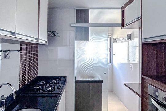 Cozinha de apartamento à venda com 2 quartos, 48m² em Vila Carrão, São Paulo
