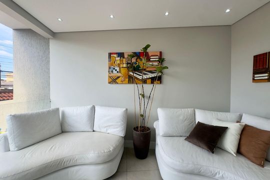 Sala 2 varanda de casa à venda com 4 quartos, 220m² em Jardim Vila Galvao, Guarulhos