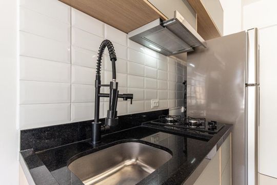 Cozinha de apartamento para alugar com 1 quarto, 29m² em Centro Histórico de São Paulo, São Paulo
