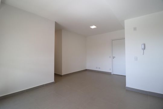 Sala de apartamento para alugar com 2 quartos, 67m² em Granja Marileusa, Uberlândia