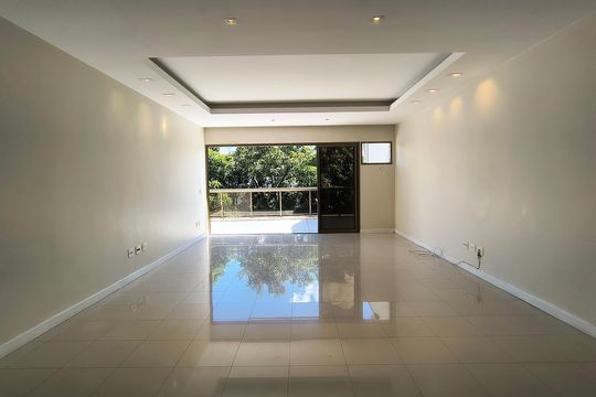Sala de apartamento para alugar com 3 quartos, 385m² em Recreio dos Bandeirantes, Rio de Janeiro