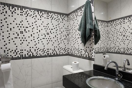 Lavabo de apartamento à venda com 2 quartos, 109m² em Taquara, Rio de Janeiro