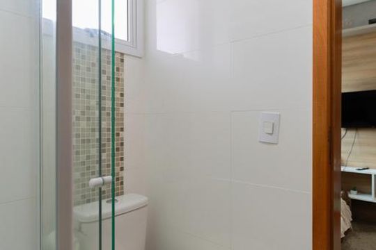 Banheiro de apartamento à venda com 1 quarto, 27m² em Tucuruvi, São Paulo